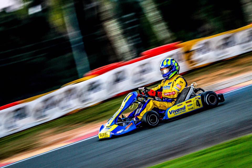 piloto julio campos kart 